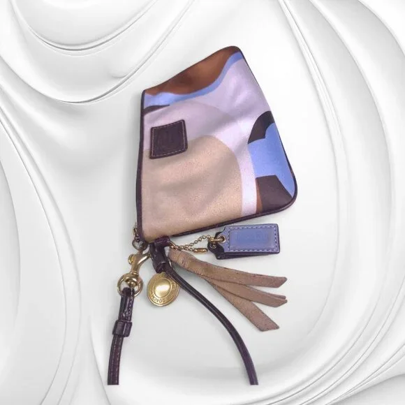 Vintage COACH Hamptons Bag in Scarf Print and matching Wristlet Set - Picture 15 of 15